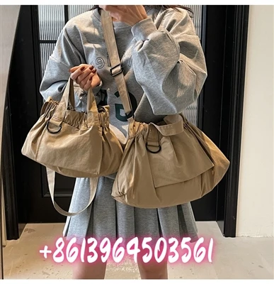 Schouder nylon tassen
