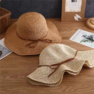Klassieke opvouwbare papieren dames strandhoed